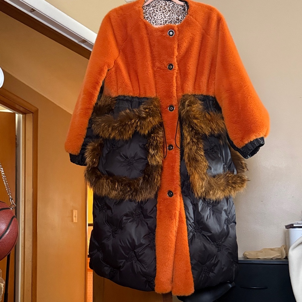 Orange and Black Faux Fur Women's Coat XL 3/4 sleeve